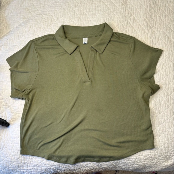 Old Navy Go-Dry Ultralite Polo Shirt XL
Olive Green Short Sleeve Lightweight - Picture 1 of 5